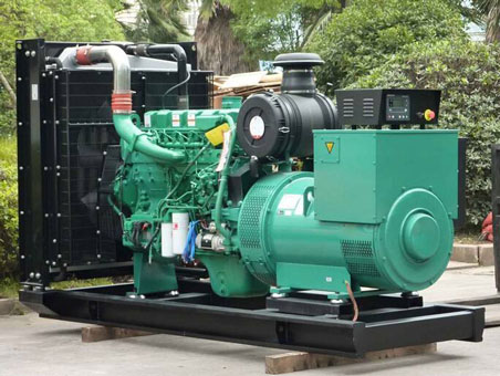 海城710kw康明斯柴油发电机组
